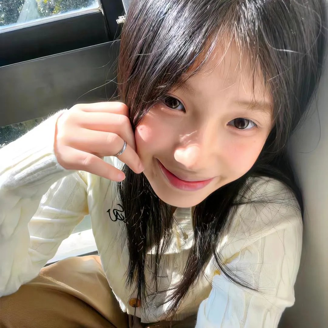 越狱女逃犯 封面